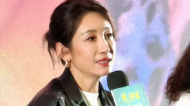 岳在厨房故意让我挺进